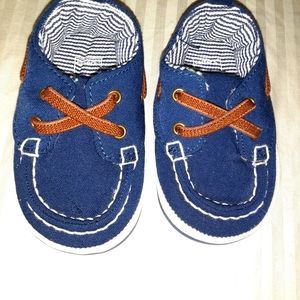 BABY CRIB SHOES